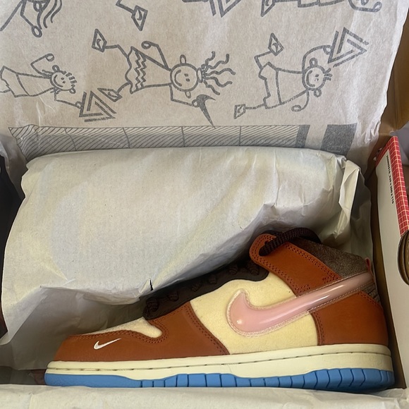 Nike Dunk Mid Social Status Chocolate Milk - Picture 2 of 11